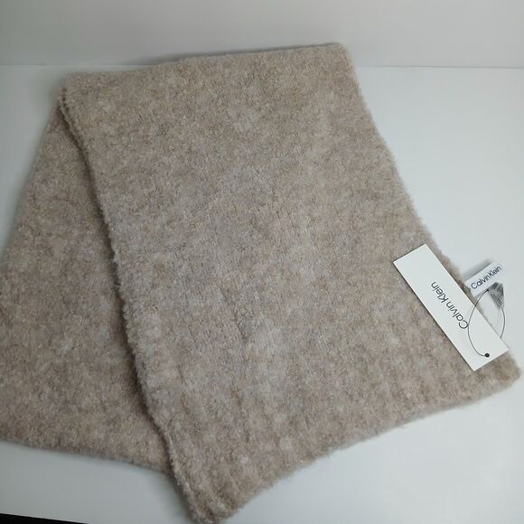 Calvin Klein Women's Soft Boucle Knit Winter Scarf Beige 11 W x 74 L NWT NEW - Picture 10 of 10